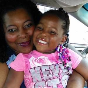 Meet your Posher, Regina